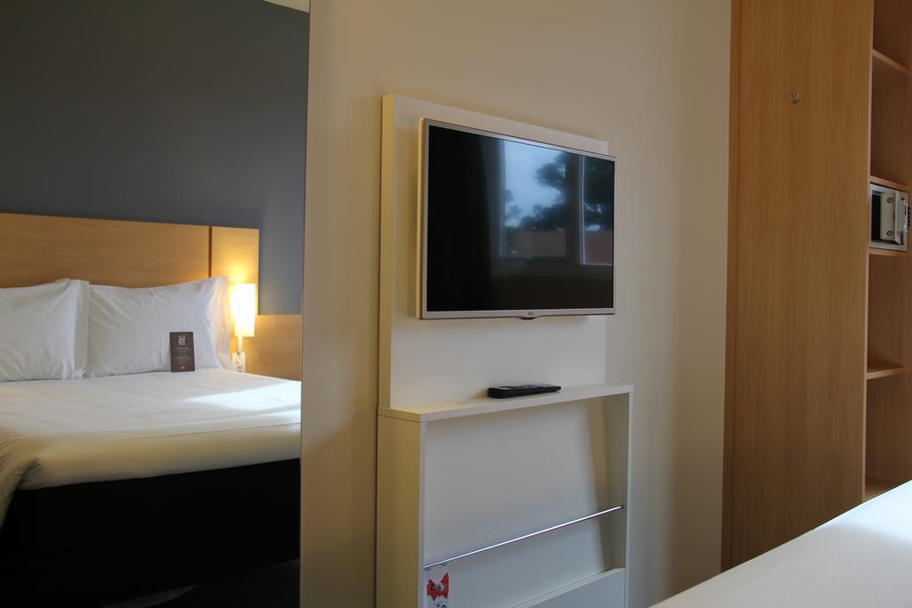 Ibis Chapeco Otel Dış mekan fotoğraf
